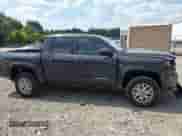 2025 Toyota Tacoma SR5 с VIN 3TMKB5FN2SM039157, выставлен на аукционе IAAI как лот 43213608 с пробегом 3 249 миль миль и . История ставок и продаж доступна на DreamBid. Изображение 13.