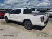 2020 Toyota Tacoma SR5 с VIN 3TMAZ5CNXLM128164, выставлен на аукционе Copart как лот 71077555 с пробегом 79 553 миль миль и Чистый • Clean title. История ставок и продаж доступна на DreamBid. Изображение 2.