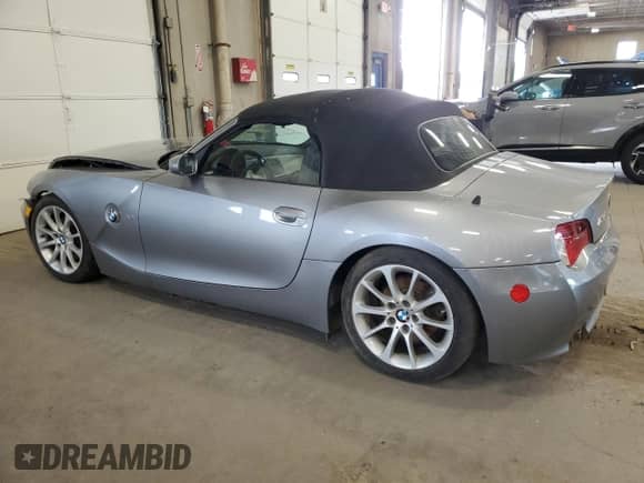 2007 BMW Z4 3.0i с VIN 4USBU33597LW60093, выставлен на аукционе Copart как лот 64300905 с пробегом 104 366 миль миль и Списание • Salvage title. История ставок и продаж доступна на DreamBid. Изображение 2.