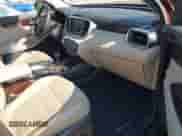 2017 Kia Sorento EX z VIN 5XYPHDA53HG336658, wystawiony jako IAAI lot #42692258 z przebiegiem 129 657 mil mil oraz . Historia ofert i sprzedaży dostępna na DreamBid. Obrazek 5.