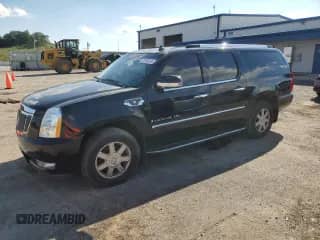 2007 Cadillac Escalade ESV with VIN 1GYFK66817R260265, listed as a Copart auction lot 70755915 with 273,778 mi miles and Clean title. Bid and sale history available at DreamBid. Image 1.