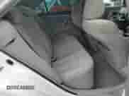 2007 Toyota Camry CE z VIN 4T1BE46K87U551673, wystawiony jako Copart lot #81332315 z przebiegiem 249 379 mil mil oraz Szkoda całkowita • Salvage title. Historia ofert i sprzedaży dostępna na DreamBid. Obrazek 10.