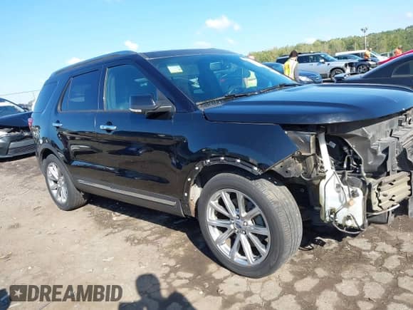 2017 Ford Explorer Limited z VIN 1FM5K7F8XHGC38118, wystawiony jako IAAI lot #43349903 z przebiegiem 87 627 mil mil oraz . Historia ofert i sprzedaży dostępna na DreamBid. Obrazek 1.