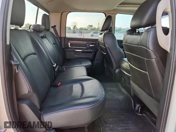 2016 Ram 1500 Laramie z VIN 1C6RR6NT4GS340860, wystawiony jako Copart lot #85734745 z przebiegiem 110 142 mil mil oraz Szkoda całkowita • Salvage title. Historia ofert i sprzedaży dostępna na DreamBid. Obrazek 10.