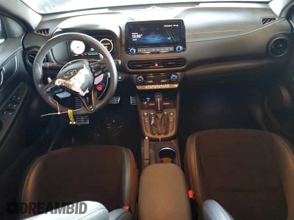 2023 Hyundai Kona с VIN KM8KH3AC4PU008709, выставлен на аукционе Copart как лот 85680354 с пробегом 9 278 миль миль и Списание • Salvage title. История ставок и продаж доступна на DreamBid. Изображение 8.