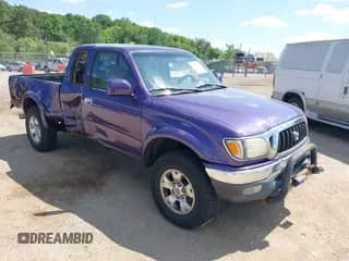 2001 Toyota Tacoma с VIN 5TEWN72NX1Z770253, выставлен на аукционе IAAI как лот 42629142 с пробегом 311 298 миль миль и . История ставок и продаж доступна на DreamBid. Изображение 1.