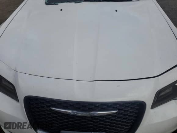 2019 Chrysler 300 S с VIN 2C3CCABG9KH537909, выставлен на аукционе Copart как лот 90449585 с пробегом Не указан миль и Чистый • Clean title. История ставок и продаж доступна на DreamBid. Изображение 11.