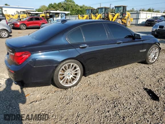 2015 BMW 7 Series 750i xDrive with VIN WBAYB6C55FD966172, listed as a Copart auction lot 68446414 with 57,441 mi miles and Salvage title. Bid and sale history available at DreamBid. Image 3.