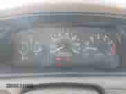 1998 Toyota Camry LE z VIN JT2BG22K5W0208990, wystawiony jako IAAI lot #43586971 z przebiegiem 166 426 mil mil oraz . Historia ofert i sprzedaży dostępna na DreamBid. Obrazek 7.