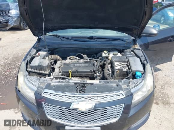 2014 Chevrolet Cruze LS with VIN 1G1PB5SH1E7130630, listed as a IAAI auction lot 42630728 with 142,717 mi miles and . Bid and sale history available at DreamBid. Image 10.