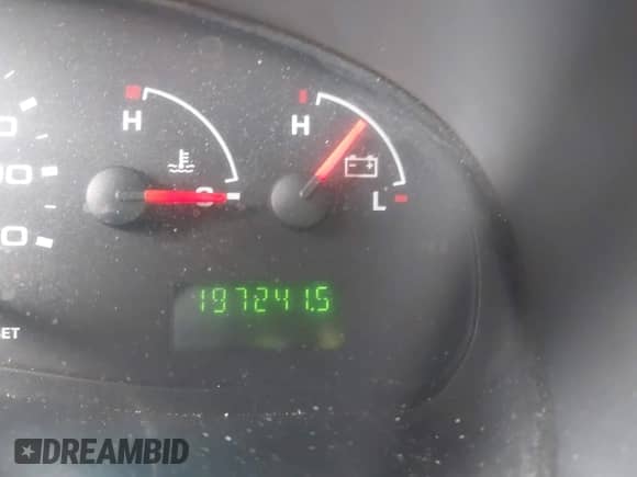 2005 Ford Econoline Cargo with VIN 1FTRE14W75HA41442, listed as a IAAI auction lot 42438411 with 197,241 mi miles and . Bid and sale history available at DreamBid. Image 7.