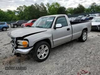 2006 GMC Sierra 1500 z VIN 1GTEC14Z06Z261225, wystawiony jako Copart lot #57339075 z przebiegiem 210 823 mil mil oraz Szkoda całkowita • Salvage title. Historia ofert i sprzedaży dostępna na DreamBid. Obrazek 1.