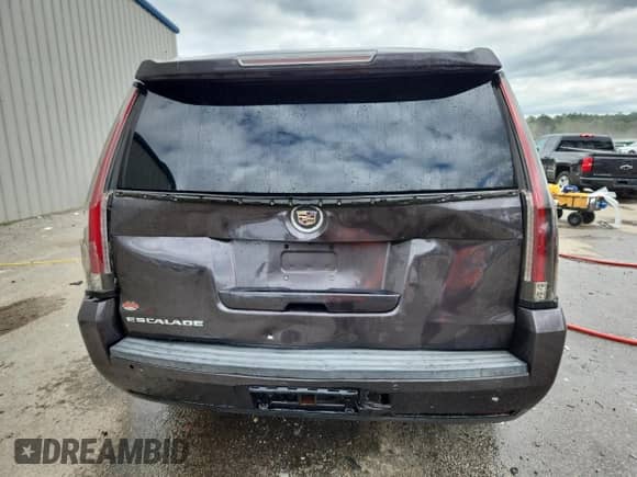 2015 Cadillac Escalade ESV Luxury с VIN 1GYS3HKJ4FR277575, выставлен на аукционе Copart как лот 70989265 с пробегом 231 225 миль миль и Списание • Salvage title. История ставок и продаж доступна на DreamBid. Изображение 6.