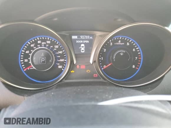 2016 Hyundai Genesis Coupe Ultimate with VIN KMHHU6KJ3GU132670, listed as a Copart auction lot 53192305 with 92,769 mi miles and Clean title. Bid and sale history available at DreamBid. Image 9.