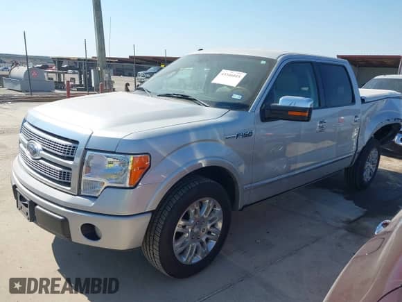 2009 Ford F-150 XL с VIN 1FTPW12V99FB12060, выставлен на аукционе IAAI как лот 43346015 с пробегом 216 622 миль миль и . История ставок и продаж доступна на DreamBid. Изображение 18.