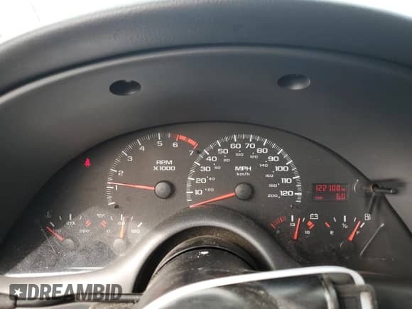 1998 Chevrolet Camaro z VIN 2G1FP22K8W2151667, wystawiony jako Copart lot #53258614 z przebiegiem 122 108 mil mil oraz Szkoda całkowita • Salvage title. Historia ofert i sprzedaży dostępna na DreamBid. Obrazek 9.