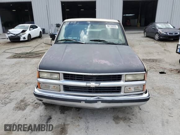 1997 GMC Sierra 1500 z VIN 2GTEC19R6V1542123, wystawiony jako Copart lot #50733255 z przebiegiem 284 927 mil mil oraz Szkoda całkowita • Salvage title. Historia ofert i sprzedaży dostępna na DreamBid. Obrazek 5.