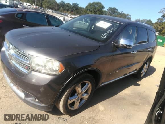 2013 Dodge Durango Citadel with VIN 1C4RDHEG3DC696454, listed as a IAAI auction lot 43380976 with 195,504 mi miles and . Bid and sale history available at DreamBid. Image 2.