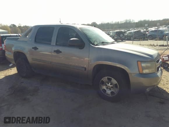 2009 Chevrolet Avalanche LS с VIN 3GNFK120X9G148907, выставлен на аукционе IAAI как лот 38185882 с пробегом 238 933 миль миль и . История ставок и продаж доступна на DreamBid. Изображение 1.