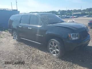 2008 Chevrolet Suburban 2LT с VIN 3GNFK16328G199725, выставлен на аукционе IAAI как лот 38833057 с пробегом 245 395 миль миль и . История ставок и продаж доступна на DreamBid. Изображение 1.