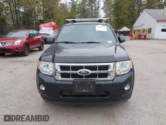 2011 Ford Escape XLT с VIN 1FMCU9D75BKC46607, выставлен на аукционе IAAI как лот 43393373 с пробегом 239 521 миль миль и . История ставок и продаж доступна на DreamBid. Изображение 13.