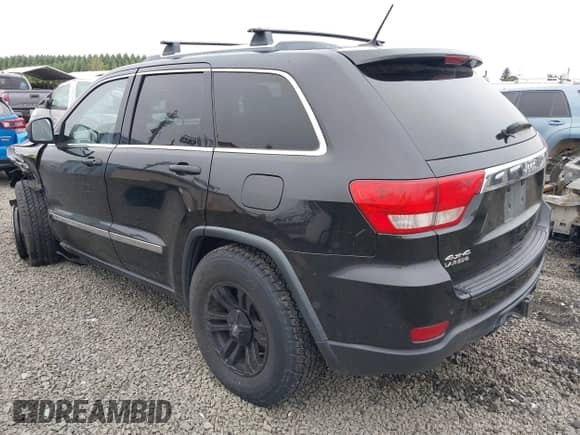 2012 Jeep Grand Cherokee Laredo z VIN 1C4RJFAG0CC293775, wystawiony jako IAAI lot #43186102 z przebiegiem 174 699 mil mil oraz . Historia ofert i sprzedaży dostępna na DreamBid. Obrazek 3.