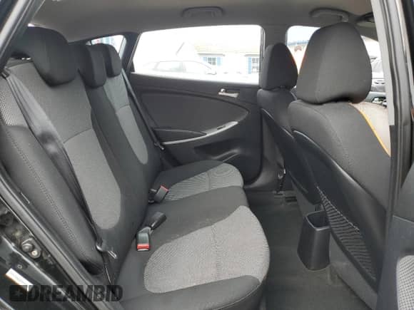 2012 Hyundai Accent GS z VIN KMHCT5AE6CU044024, wystawiony jako Copart lot #80703455 z przebiegiem 106 179 mil mil oraz Szkoda całkowita • Salvage title. Historia ofert i sprzedaży dostępna na DreamBid. Obrazek 10.