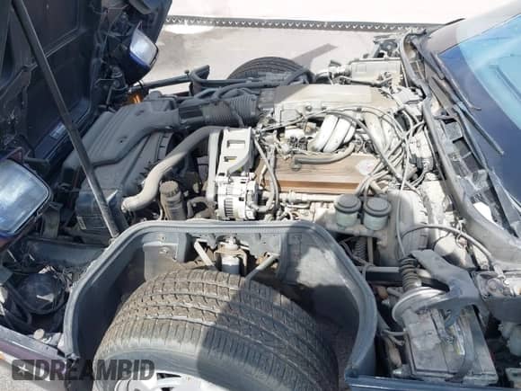 1988 Chevrolet Corvette с VIN 1G1YY3187J5105925, выставлен на аукционе IAAI как лот 42358878 с пробегом 204 801 миль миль и . История ставок и продаж доступна на DreamBid. Изображение 10.