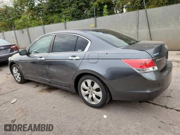 2009 Honda Accord EX-L with VIN 1HGCP36829A039513, listed as a Copart auction lot 84542605 with 157,710 mi miles and Salvage title. Bid and sale history available at DreamBid. Image 2.