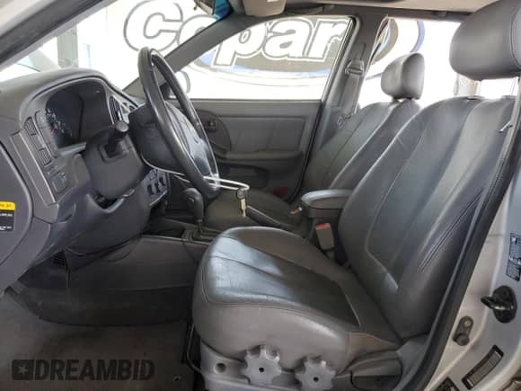 2006 Hyundai Elantra GLS с VIN KMHDN56D46U179294, выставлен на аукционе Copart как лот 60853605 с пробегом 46 145 миль миль и Списание • Salvage title. История ставок и продаж доступна на DreamBid. Изображение 7.
