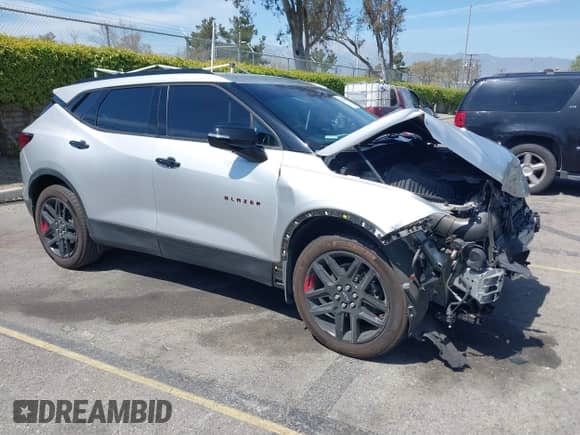 2021 Chevrolet Blazer LT с VIN 3GNKBDRS9MS533842, выставлен на аукционе IAAI как лот 41874640 с пробегом 49 446 миль миль и . История ставок и продаж доступна на DreamBid. Изображение 1.