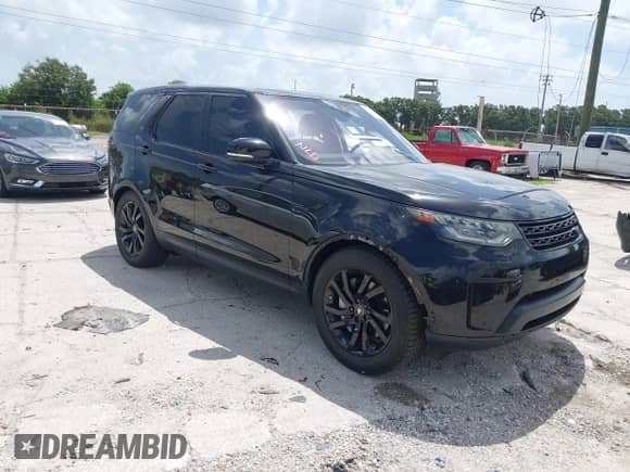 2019 Land Rover Discovery SE with VIN SALRG2RV1K2413333, listed as a IAAI auction lot 42833333 with 60,586 mi miles and . Bid and sale history available at DreamBid. Image 1.
