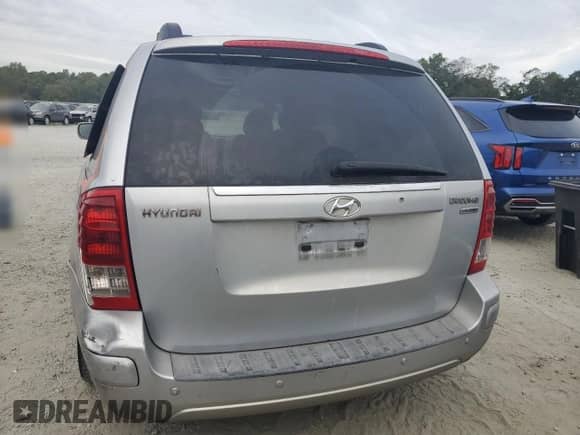 2007 Hyundai Entourage GLS с VIN KNDMC233876029005, выставлен на аукционе Copart как лот 70275794 с пробегом 296 355 миль миль и Списание • Salvage title. История ставок и продаж доступна на DreamBid. Изображение 6.