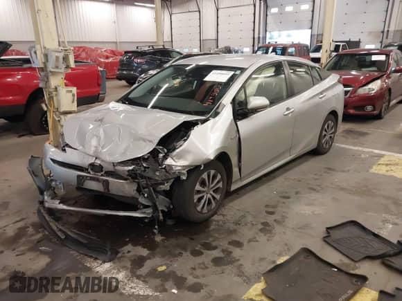 2019 Toyota Prius LE с VIN JTDL9RFUXK3011655, выставлен на аукционе IAAI как лот 41490095 с пробегом 90 203 миль миль и . История ставок и продаж доступна на DreamBid. Изображение 2.