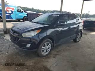 2013 Hyundai Tucson GLS с VIN KM8JUCACXDU692474, выставлен на аукционе Copart как лот 71500255 с пробегом 318 361 миль миль и Чистый • Clean title. История ставок и продаж доступна на DreamBid. Изображение 1.