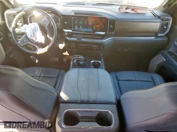 2023 Chevrolet Silverado 1500 High Country с VIN 1GCUDJE83PZ317447, выставлен на аукционе Copart как лот 84614575 с пробегом 58 450 миль миль и Списание • Salvage title. История ставок и продаж доступна на DreamBid. Изображение 8.