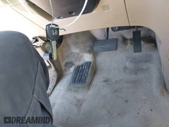 2004 Honda Odyssey EX-RES с VIN 5FNRL18814B126700, выставлен на аукционе IAAI как лот 41318826 с пробегом Не указан миль и . История ставок и продаж доступна на DreamBid. Изображение 11.