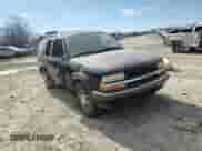 1998 Chevrolet Blazer LT z VIN 1GNDT13W6W2289906, wystawiony jako Copart lot #45766225 z przebiegiem 128 499 mil mil oraz Czysty tytuł • Clean title. Historia ofert i sprzedaży dostępna na DreamBid. Obrazek 11.