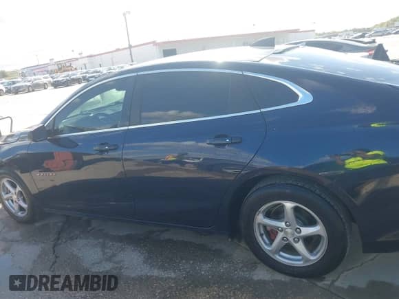 2016 Chevrolet Malibu LS с VIN 1G1ZB5ST4GF336871, выставлен на аукционе IAAI как лот 43557197 с пробегом 144 852 миль миль и . История ставок и продаж доступна на DreamBid. Изображение 14.