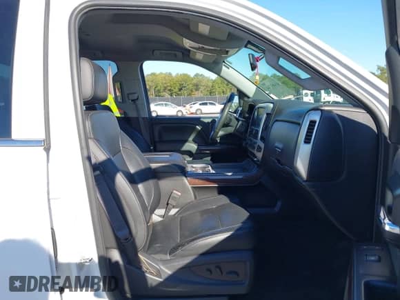 2017 GMC Sierra 1500 SLT z VIN 1GTV2NEJ3HZ146009, wystawiony jako IAAI lot #43461744 z przebiegiem 116 212 mil mil oraz . Historia ofert i sprzedaży dostępna na DreamBid. Obrazek 5.