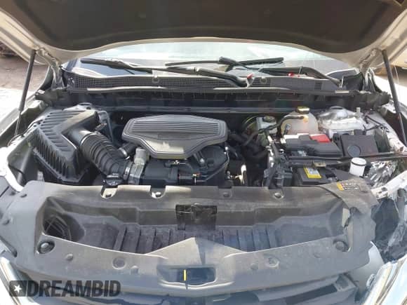 2020 Chevrolet Blazer LT z VIN 3GNKBHRSXLS704944, wystawiony jako IAAI lot #42009155 z przebiegiem 49 370 mil mil oraz . Historia ofert i sprzedaży dostępna na DreamBid. Obrazek 10.