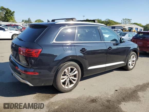 2017 Audi Q7 Premium Plus with VIN WA1LAAF70HD002205, listed as a Copart auction lot 71456065 with 154,197 mi miles and Clean title. Bid and sale history available at DreamBid. Image 3.