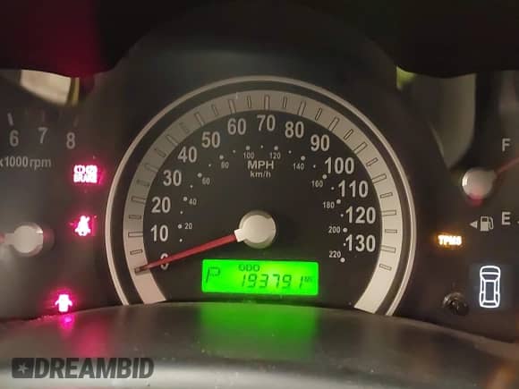2008 Hyundai Entourage GLS с VIN KNDMC233186047346, выставлен на аукционе IAAI как лот 42308197 с пробегом 193 791 миль миль и . История ставок и продаж доступна на DreamBid. Изображение 7.