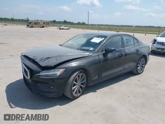 2020 Volvo S60 Momentum с VIN 7JRA22TK3LG064151, выставлен на аукционе IAAI как лот 42280149 с пробегом 30 861 миль миль и . История ставок и продаж доступна на DreamBid. Изображение 17.