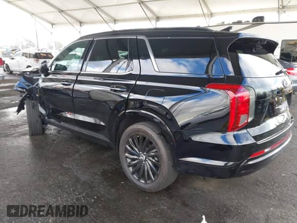 2025 Hyundai Palisade Calligraphy с VIN KM8R7DGE4SU810783, выставлен на аукционе IAAI как лот 41583949 с пробегом 3 789 миль миль и . История ставок и продаж доступна на DreamBid. Изображение 3.