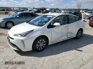 2019 Toyota Prius LE с VIN JTDL9RFU4K3009464, выставлен на аукционе Copart как лот 49251024 с пробегом 52 533 миль миль и Списание • Salvage title. История ставок и продаж доступна на DreamBid. Изображение 1.