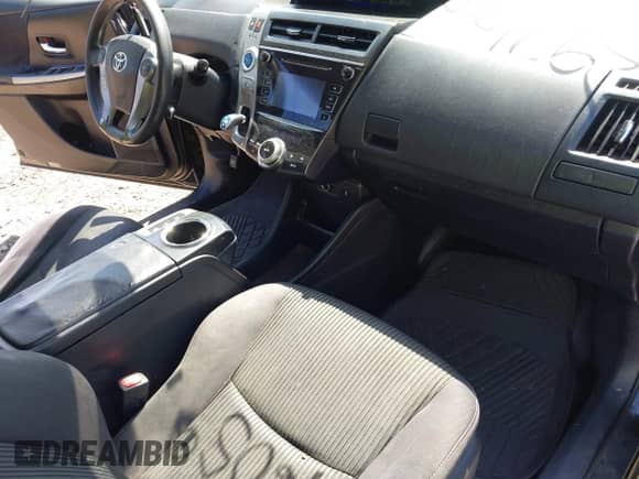 2016 Toyota Prius Two z VIN JTDZN3EU4GJ046408, wystawiony jako IAAI lot #42546059 z przebiegiem 397 469 mil mil oraz . Historia ofert i sprzedaży dostępna na DreamBid. Obrazek 5.