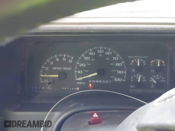 1997 Chevrolet Silverado 1500 with VIN 2GCEC19R5V1278473, listed as a IAAI auction lot 43271055 with 307,129 mi miles and . Bid and sale history available at DreamBid. Image 7.