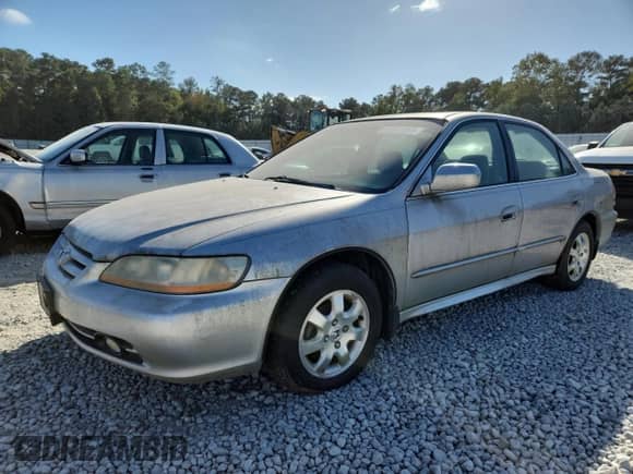 2001 Honda Accord with VIN JHMCG55681C020997, listed as a Copart auction lot 86321565 with 238,672 mi miles and Clean title. Bid and sale history available at DreamBid. Image 1.