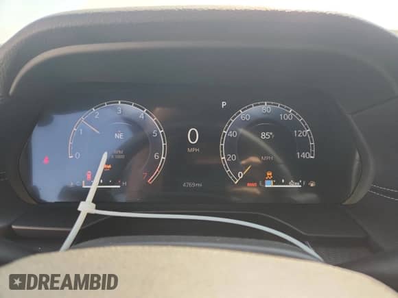 2024 Jeep Grand Cherokee Altitude z VIN 1C4RJGAG5RC261080, wystawiony jako Copart lot #70548745 z przebiegiem 4 769 mil mil oraz Szkoda całkowita • Salvage title. Historia ofert i sprzedaży dostępna na DreamBid. Obrazek 9.